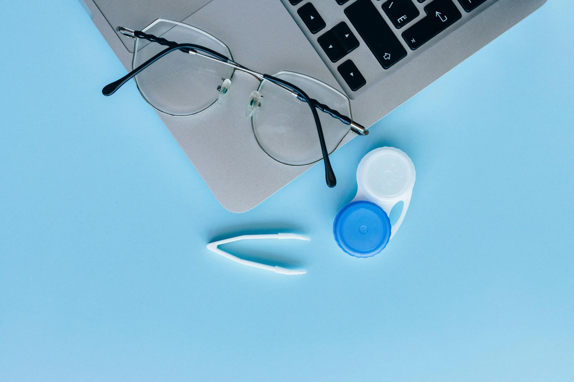 pexels-n-voitkevich-5843424